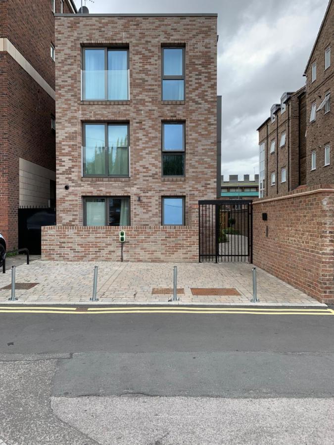 York Staycation With Free Parking Exterior foto